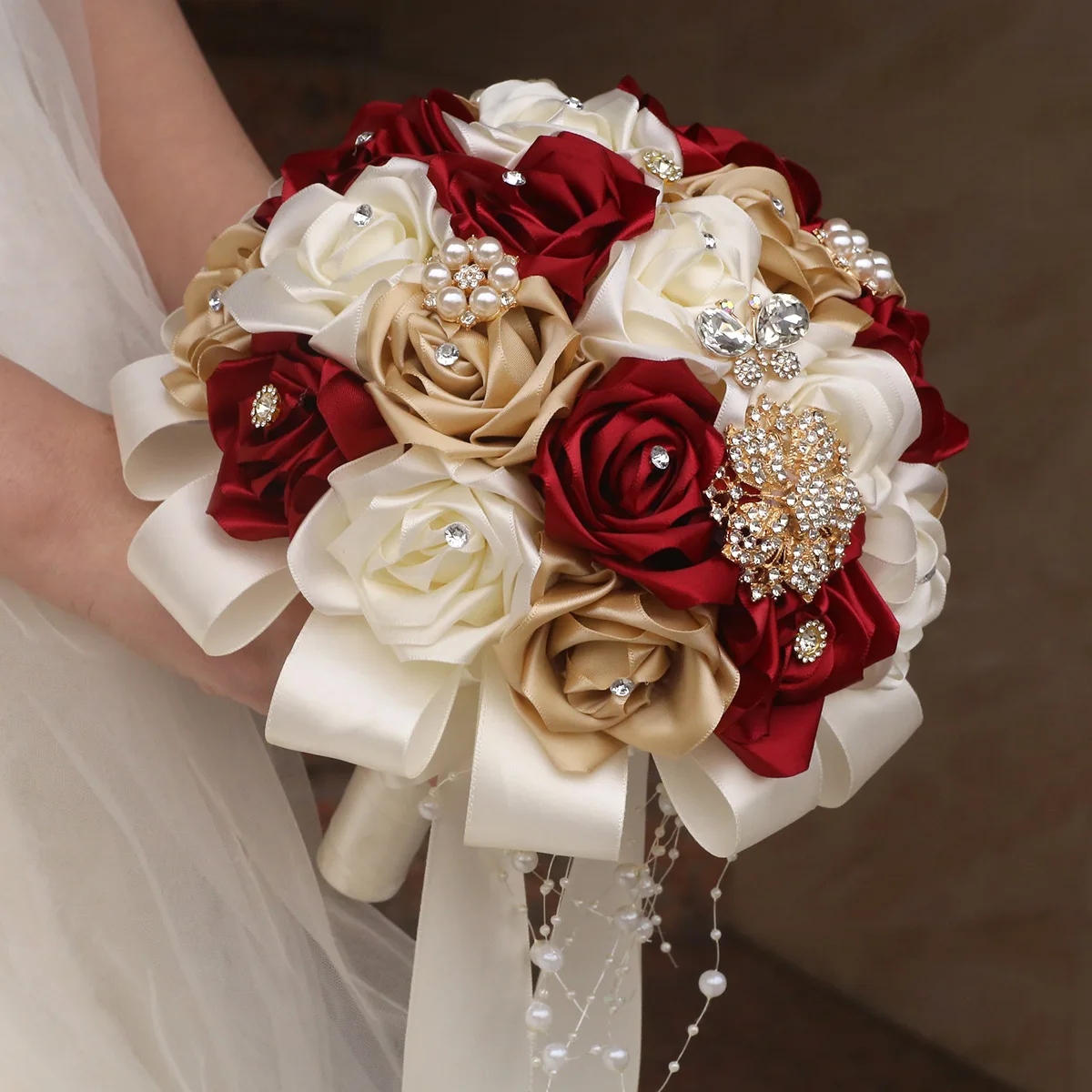 

Yannew White Red Quinceanera Wedding Bouquet with Crystal Pearl String Handmade Ribbon Customize Bouquets for Bride Bridesmaids