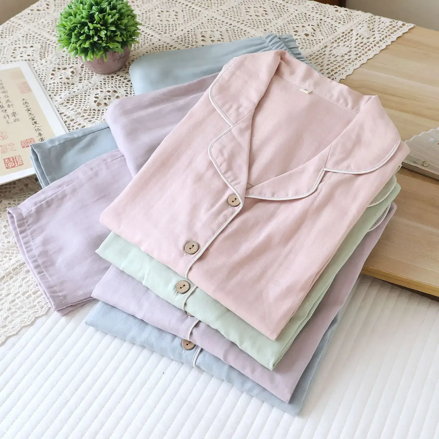 

Autumn Cotton Sleepwear Clothes Women's Long Sleeved Long Trousers Solid Color Thin Cardigan Shirt Tops with Double Pockets