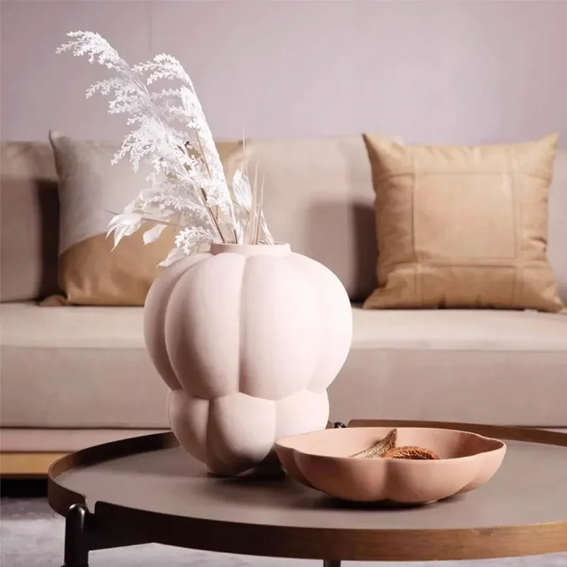 Cream Grape Shaped Artificial Flower Arrangement Minimalist Decor for Living Room Entrance Desktop Hotel B&B Home Ornament