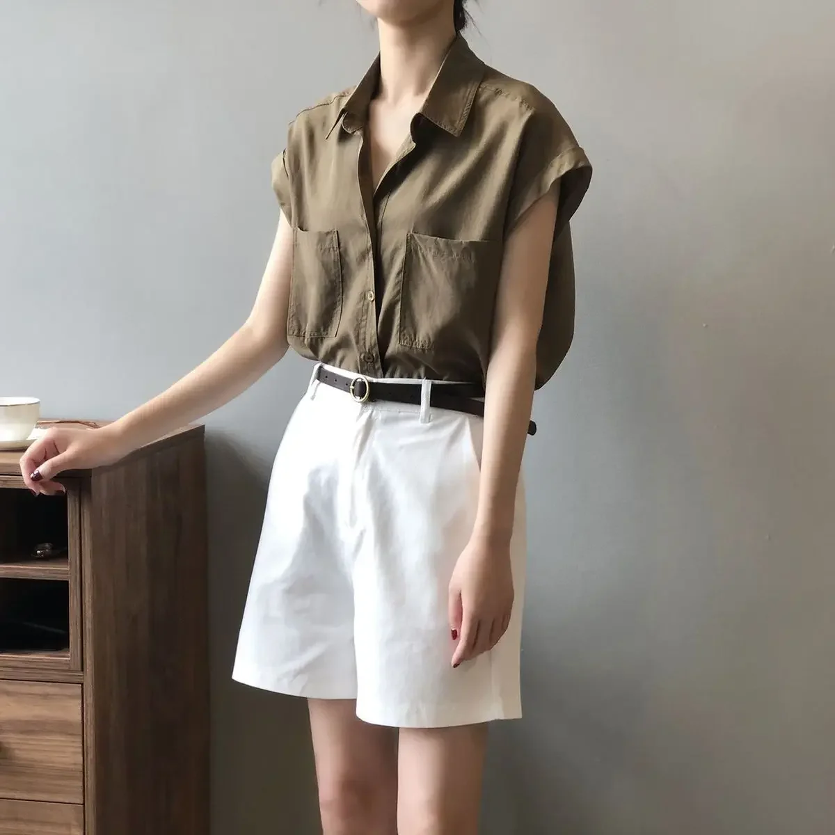 Pure Cotton Solid Color Double Pockets Women's Shirt in Summer New Casual Simplicity Retro Short Sleeved Shirt Top for Women