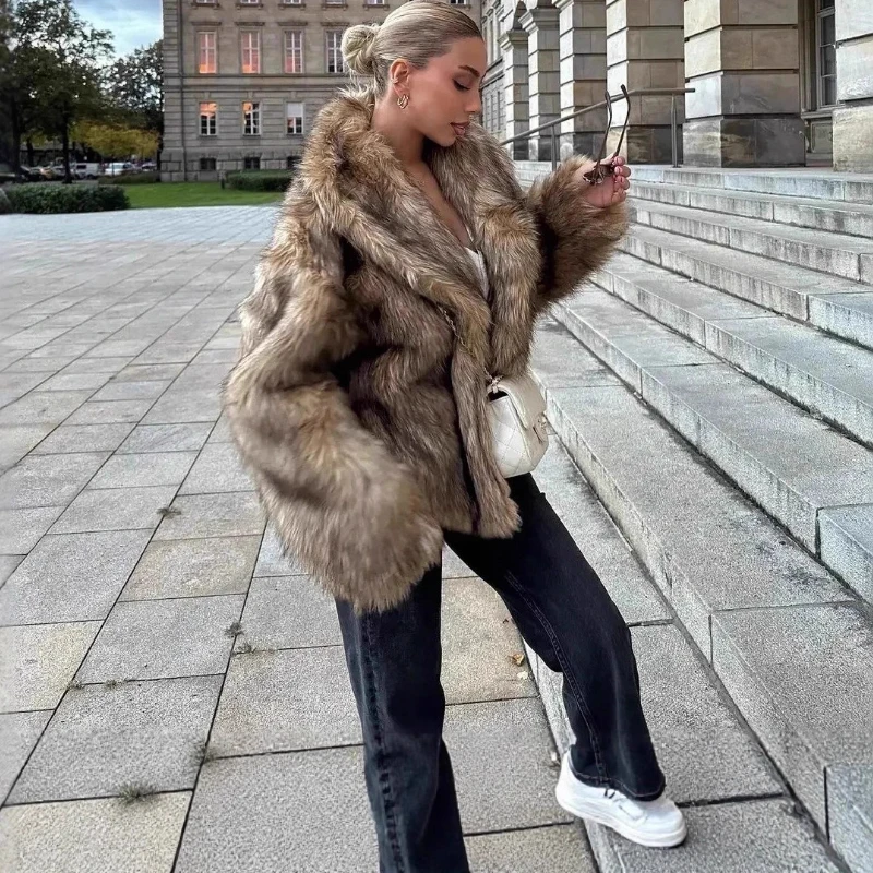 TARUXY Elegant Fluffy Faux Fur Outwear Women Fashion Lapel Long Sleeves Plush Thick Jacket Winter New Daily High Street Outwear