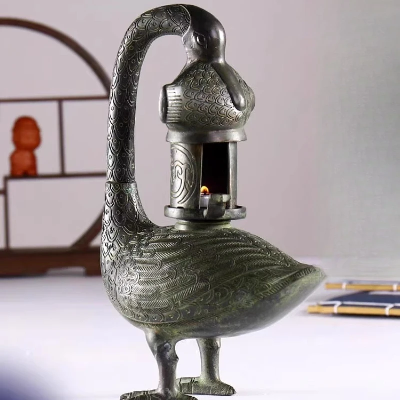 

Antique bronze goose fish lamp ornaments, film and television props, home decoration, research gifts, Han Dynasty retro floor