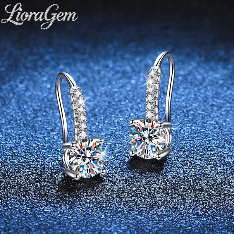 

LioraGem Classic Four-prong Moissanite Stud Earrings, 1-carat Moissanite with A Sleek, Minimalist Design Platinum PT950 Stamp