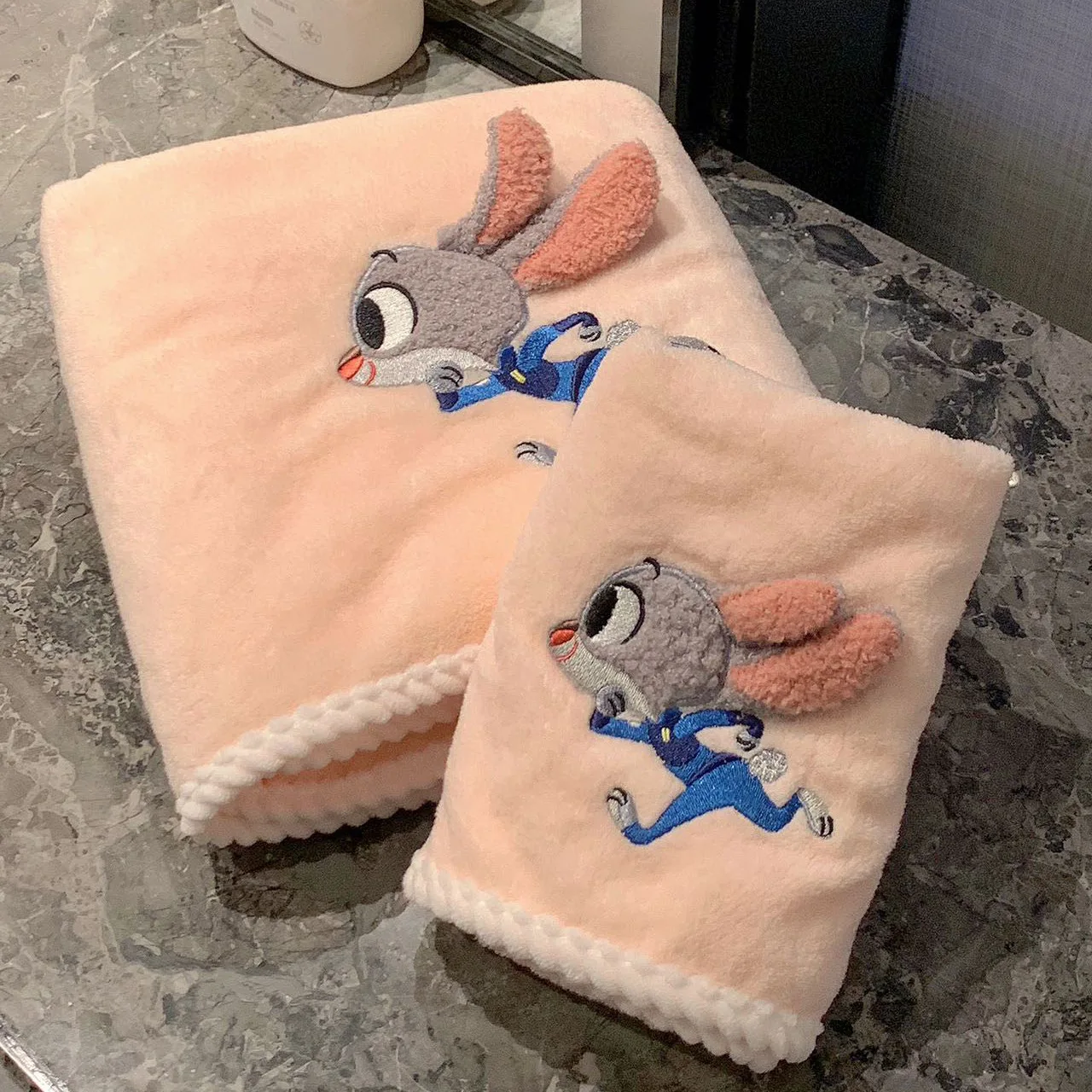 2 Pcs Disney Zootopia Nick Judy Fox Rabbit Bath Towel Soft Absorbent Coral Fleece Face Towel Cute Household Bathroom Towel Gifts