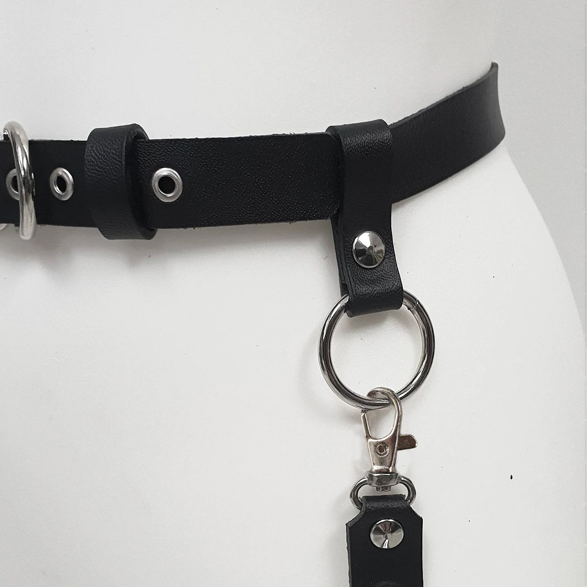 حزام ساق واحد من الجلد للنساء، حزام الفخذ للنساء، ملحق ملابس داخلية صنم للنساء، مشبك حزام الساق من جانب واحد #4