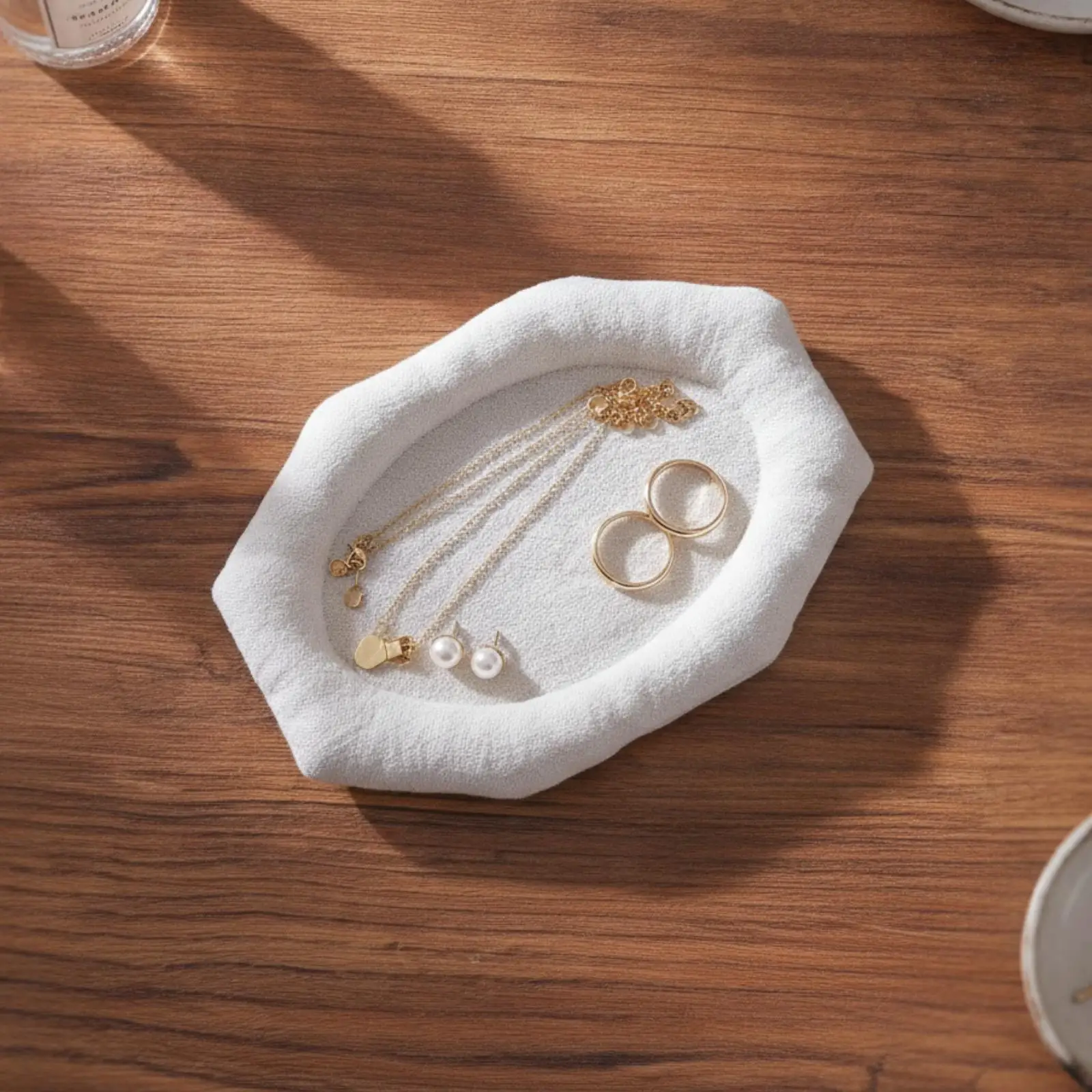 Jewelry Organizer Tray with Raised Edge Lightweight for Retail Counter