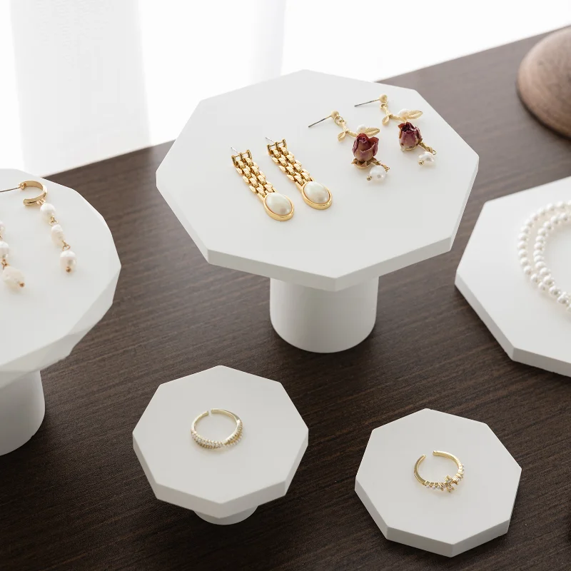 Plaster Round Display Tray Stand High Table Jewelry Earrings Ring Necklace Tray Display Props Room Decor Interior Accessories