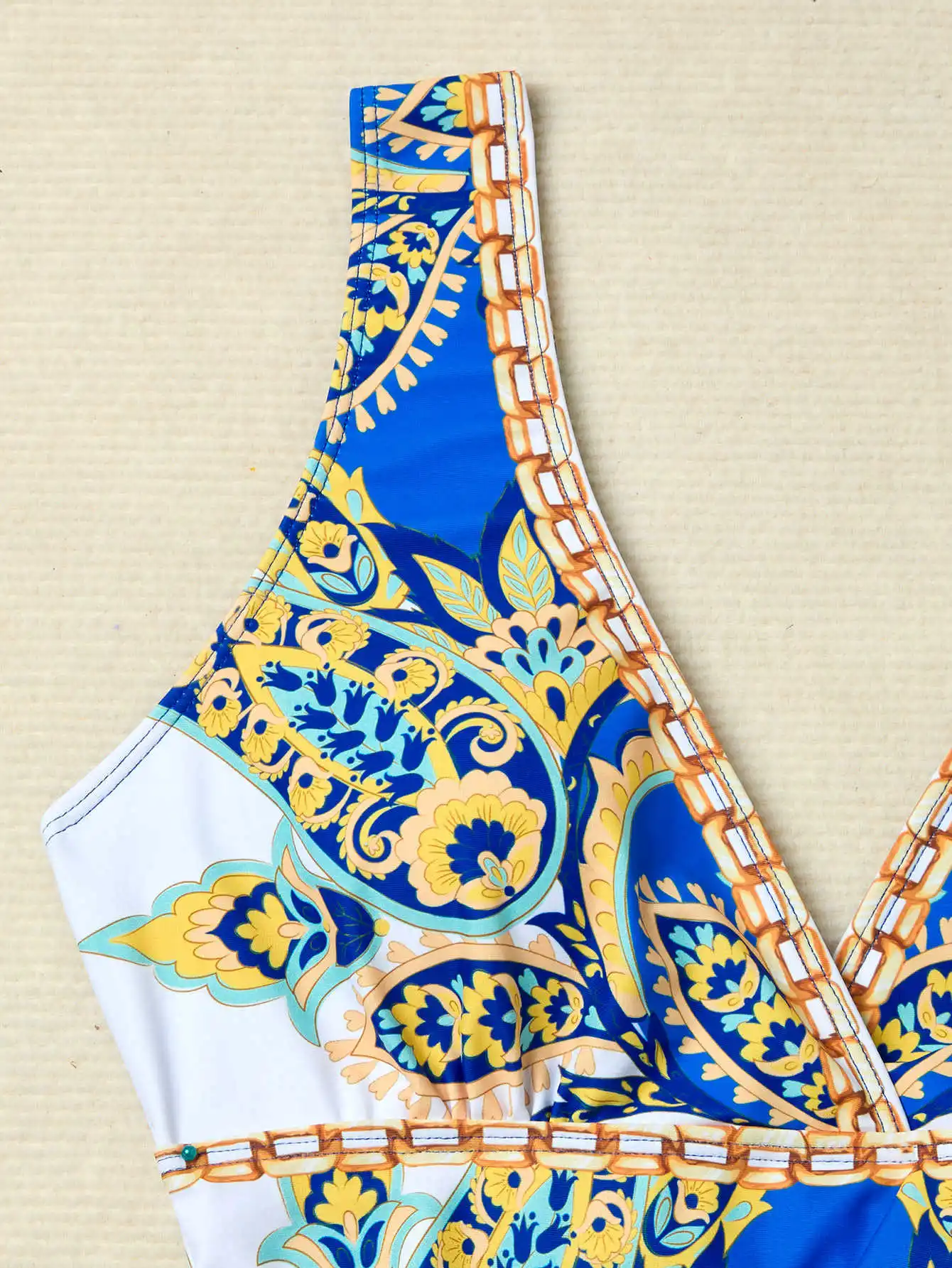 2025, Retro-Bikini, bedruckt, modisch, zweiteiliger Badeanzug und Vertuschung mit Rock, eng, Damen-Verband, Sommer, Strand, luxuriös, elegant