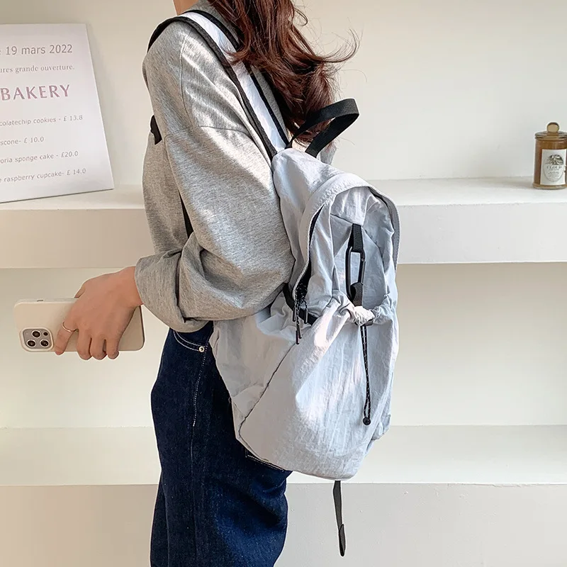 2023 New Super Lightweight Women Backpack Nylon Fabric Feminina Backpack Ruched Drawstring Girl Backpack School Travel Lady Bag