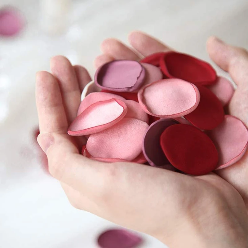 Pétalos de rosa de seda de 100 piezas, flores falsas Rojas, pétalos hechos a mano para boda, cesta para niña, accesorios de decoración de pasillo