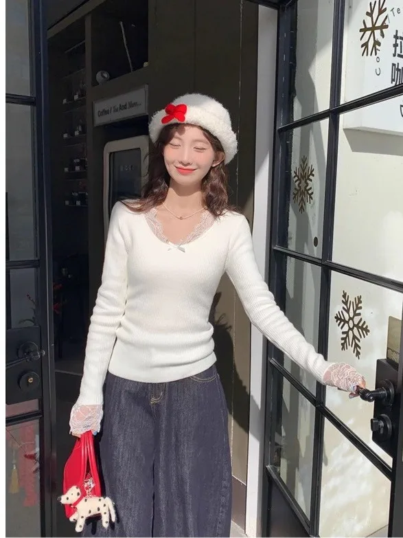 

Sweet And Spicy White Lace V-Ne Knitted Sweater Women's Faion Winter High-End Small Fraance Sle Inner Wear Long Sv...