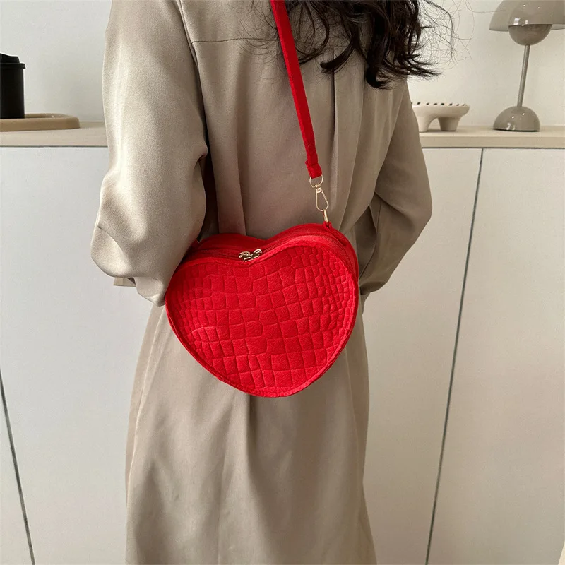 2024 Crossbody Bag for Women New Fashion Simple Handbag Purses Casual Heart Shaped Houlder Bags Bolso De Mujer