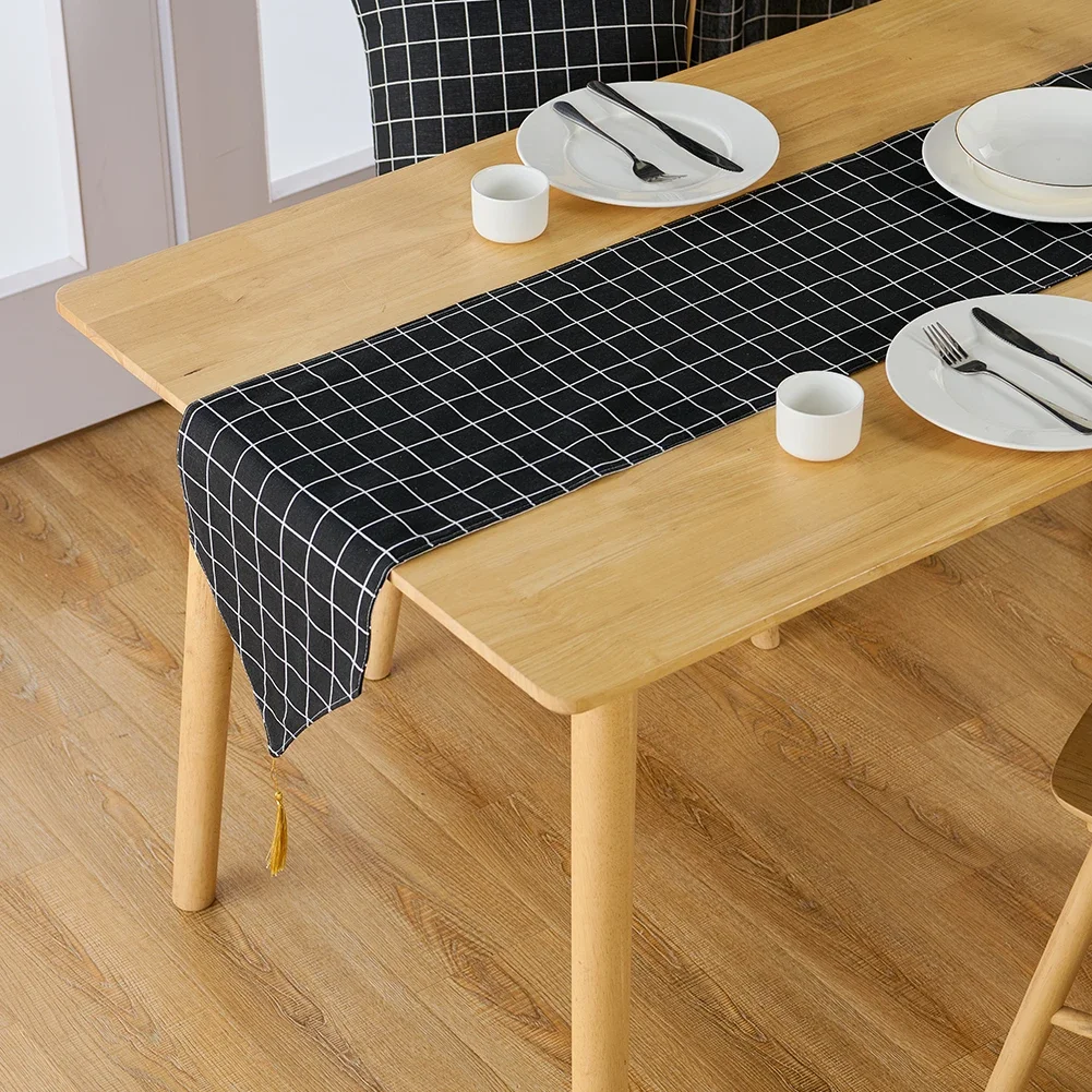 LOZUJOJU Black Plaid Printed Linen Table Printed Table Runner with Tassel Home Decor Office Dining Tables Decoration 1PC