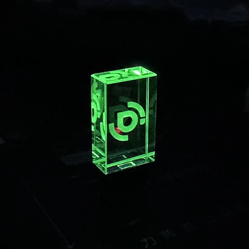 ยี่ห้อใหม่ที่มีสีสันไฟ LED โลหะคริสตัล USB3.0 แฟลชไดรฟ์ความเร็วสูงสีดํากล่อง 16GB 32GB 64GB 128GB