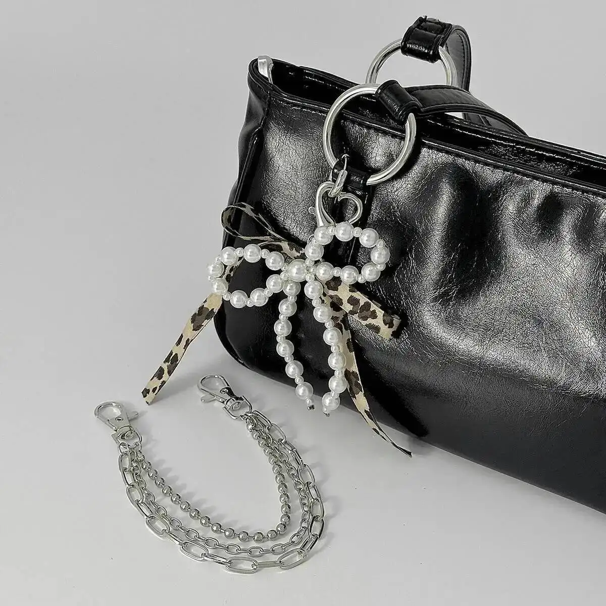 KunJoe 2 Teile/satz Elegante Imitation Perle Bowknot Schlüsselanhänger für Frauen Retro Nette Y2K Tasche Anhänger Schlüsselring Auto Schlüssel Kette Zubehör