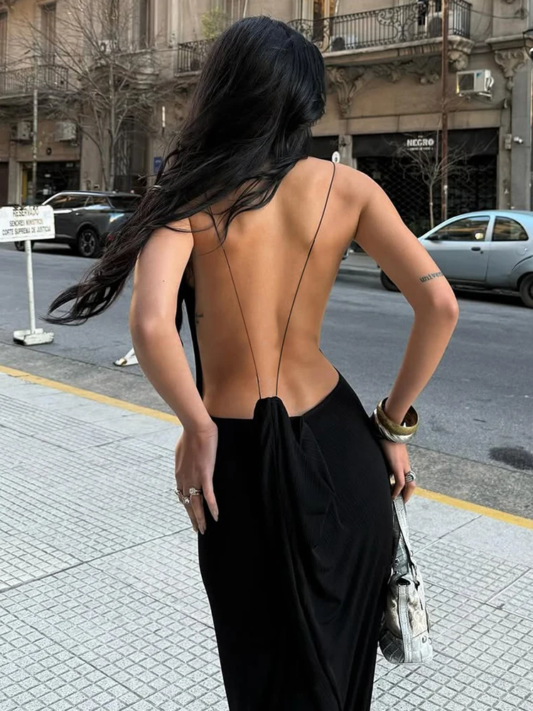 Sisterlinda Sexy Cross Backless Jurk Vrouwen Trend Metalen Kubus Mouwloze Lage Hals Coquette Midnight Party Club Stretch Vestidos