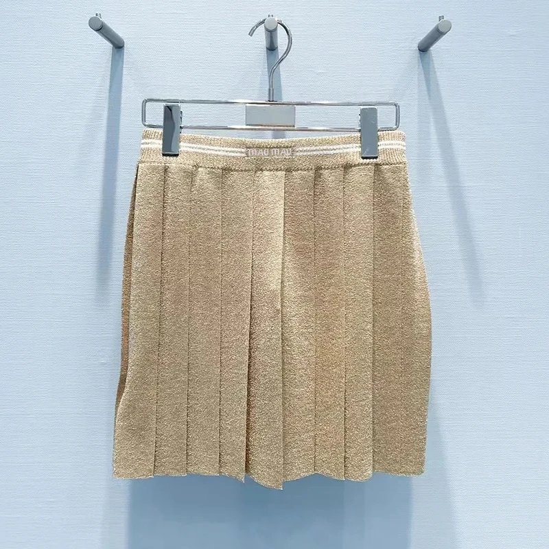 

Высококачественный вязаный комплект из футболки и юбки для молодых девушек ort Sve Повседневный модный костюм из двух предметов от Nu