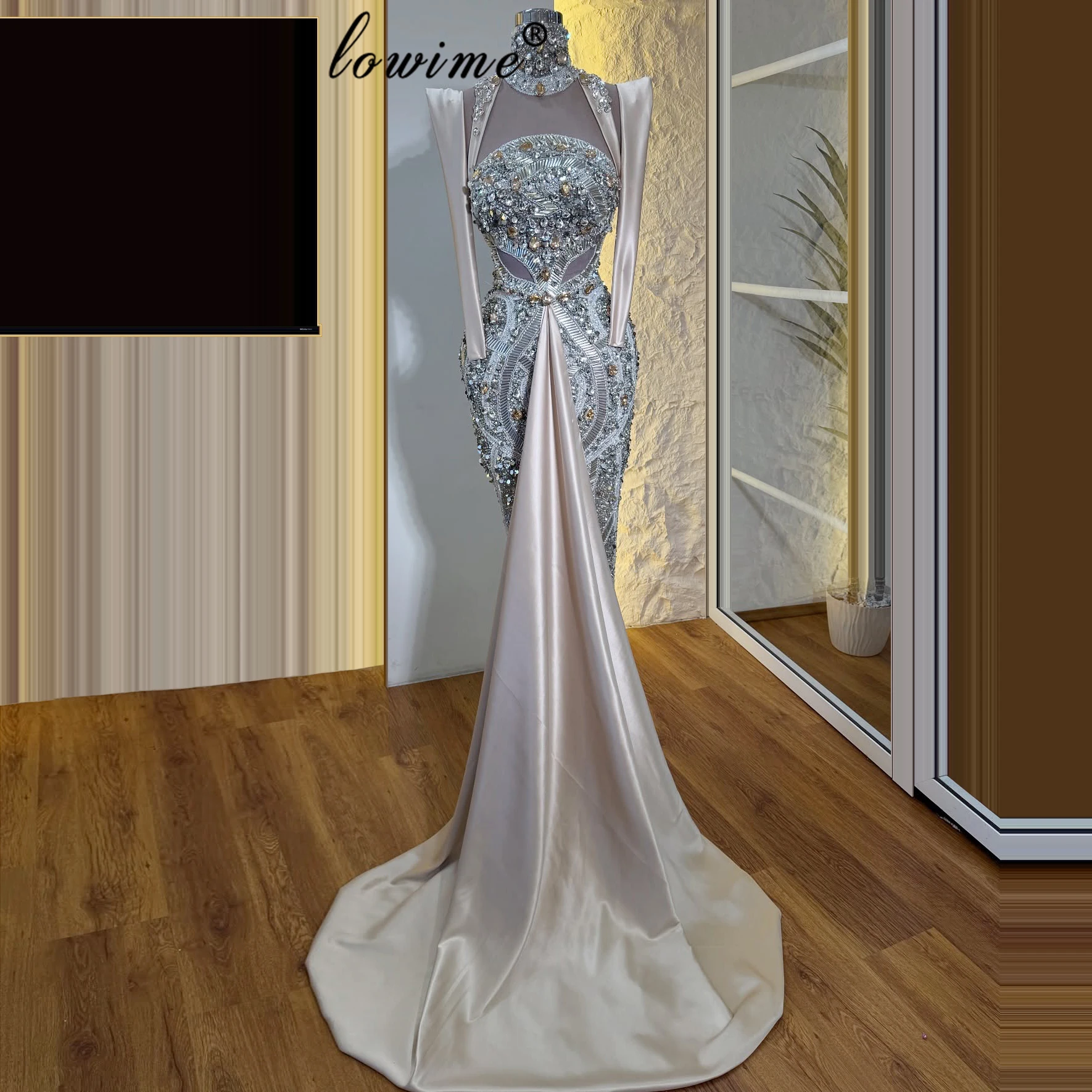 

Luxury Arabic Dubai Champagne Evening Dress Mermaid Long Sleeve High Neck Prom Dress Crystal Sequin Red Carpet Dress Customized