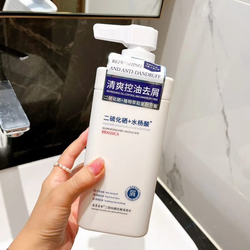 Medicated Anti Dandruff Shampoo Selenium Sulfide 2.5% Oil Control Volumizing Scalp Flake Remover Itchy Scalp Relief Deep Clean