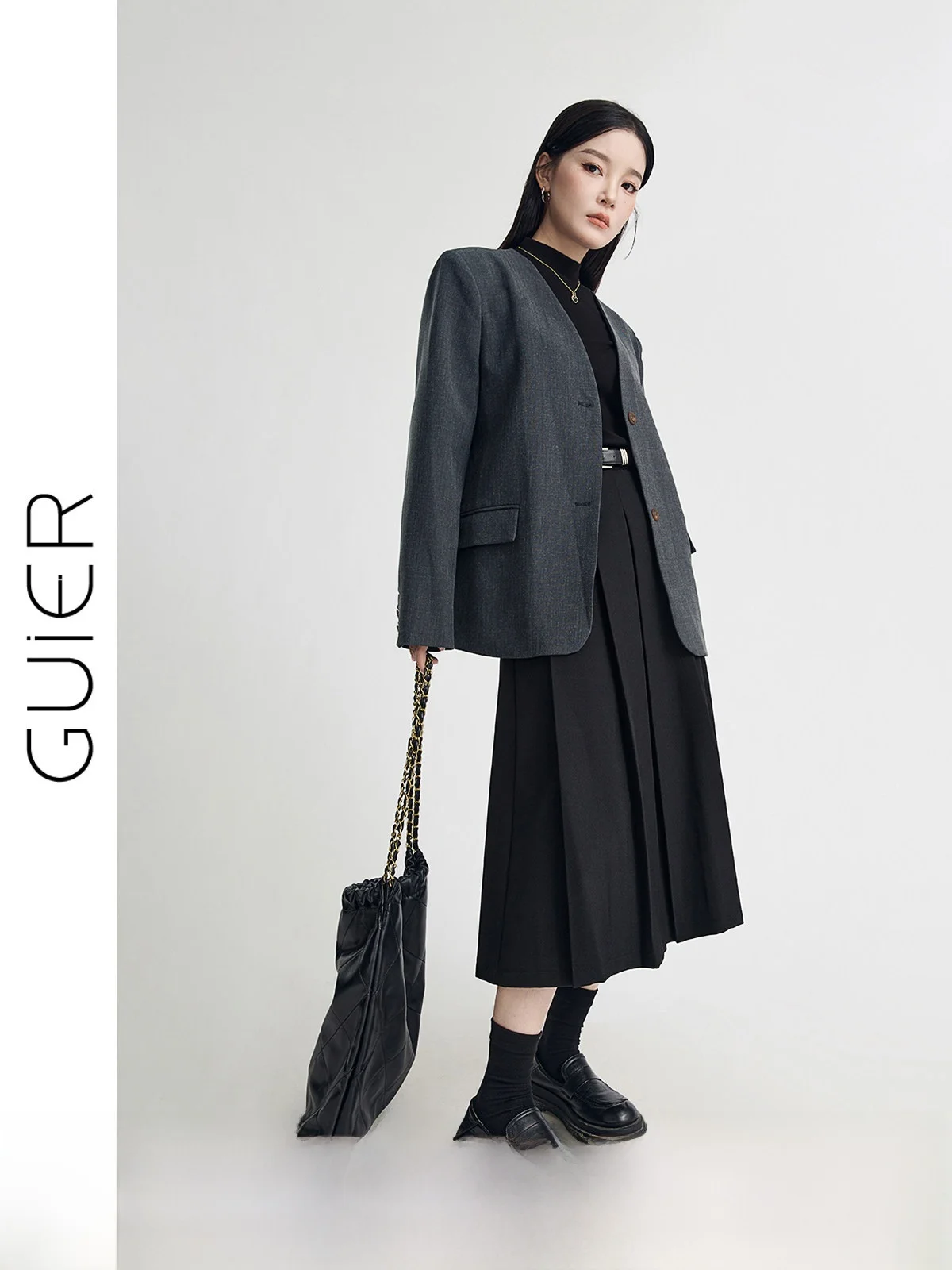 

Women's Loose Fit V-Ne Suit Jaet Casual Sle Long Sve Single Button Closure Pure Color Spring 2025 New Retro High-End...