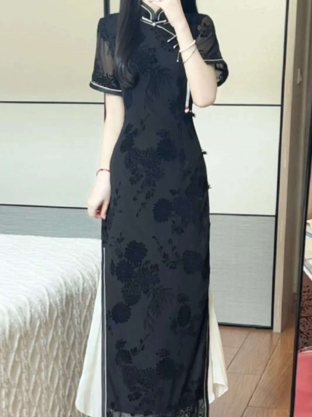 

Chinese Traditional Cheongsam Dress Summer Cheongsam Haute Couture Black Flocked Velvet Daily Dress Women Floral Vintage Dress