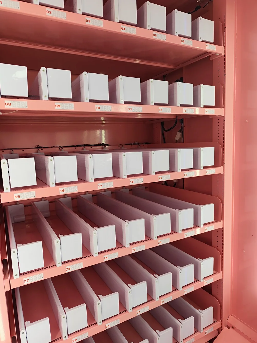 تخصيص 24 ساعة مجوهرات ماكياج الالكترونيات آلة بيع سعة كبيرة SDK وظيفة متوسطة الراحة نظام المتجر #2