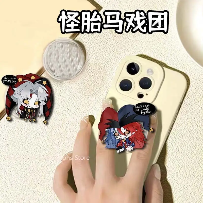 2PCS The Freak Circus Niedlicher Cartoon Anime Gasbag Handyhalter Desktop-Ständer Einziehbare Weihnachtsgeschenke