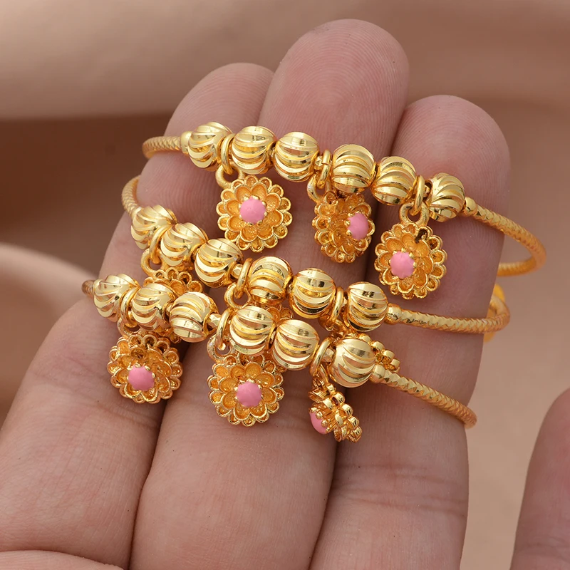 Baby-Armreifen, 4 Stück/Lot, afrikanische goldfarbene Armreifen für Babys und Kinder, Herz-Armband, Artikel aus dem Nahen Osten, Born Lucky Jewelry, Super Friday – Detail 4