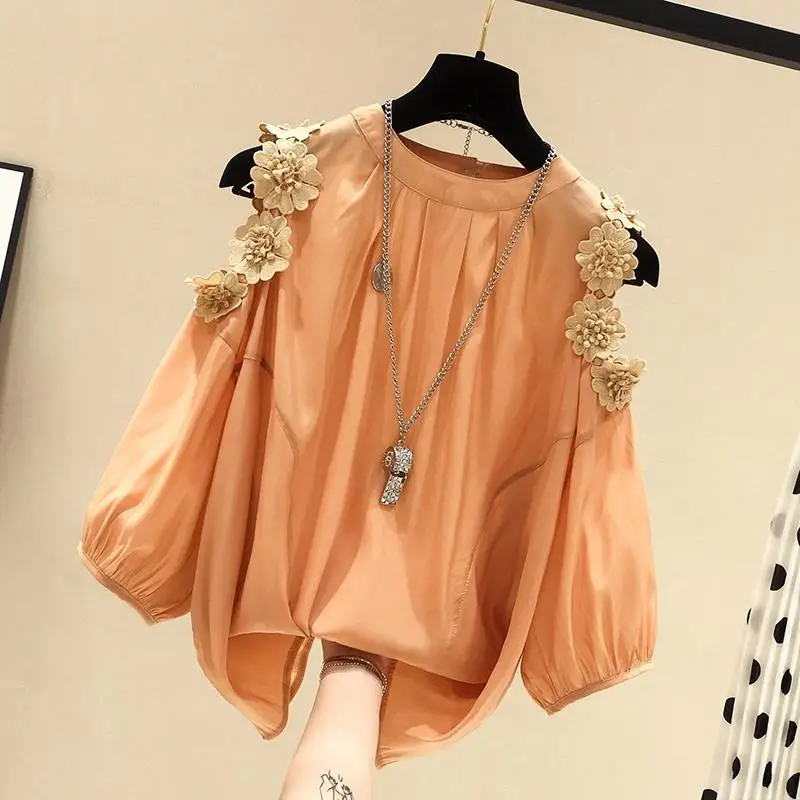 Korean Fashion Hollow Out Applique Women\'s Off Shoulder Shirt Summer Casual All-match Solid 3/4 Sleeve Blouse Female Clothing