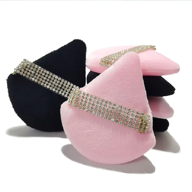 พัฟแต่งหน้ารูปสามเหลี่ยมเพชร พัฟกำมะหยี่รูปสามเหลี่ยม เครื่องมือแต่งหน้าเนื้อนุ่มลื่นสำหรับใบหน้า