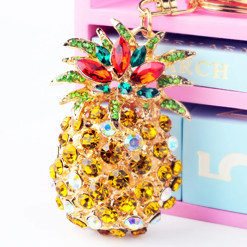 Crystal Pineapple Keychain Charms Tropical Fruit Key Chain Ring Women Bag Purse Pendant Keyring For Car Styling