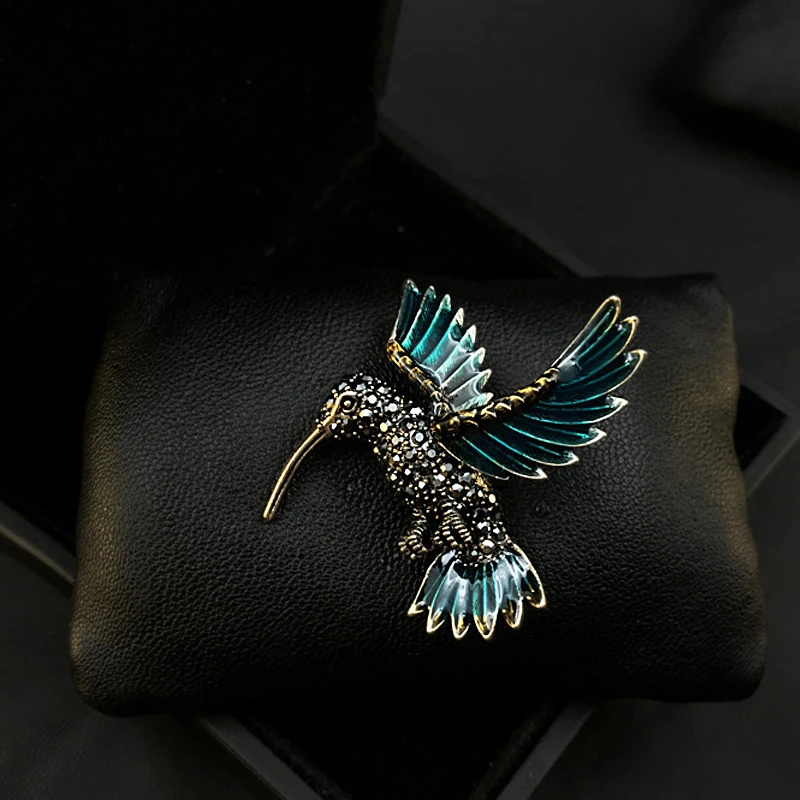 

Luxury Bird Brooch for Men and Women Vintage Corsage Coat Suit Neckline Pin Elegant Clothes Accessories Jewelry Animal Badge 370
