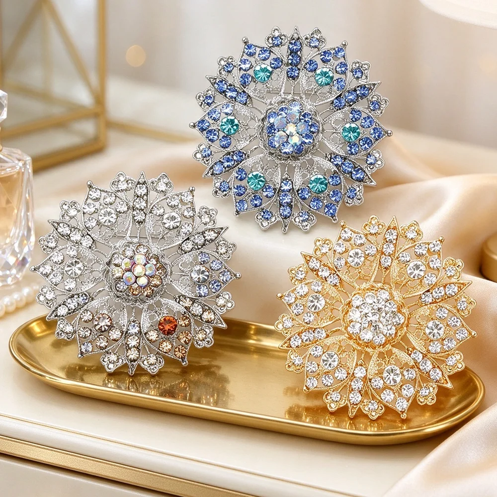 Vintage Flower Brooch Multi Color Hollow Floral Lapel Pin Gold Silver Tone Women Coat Scarf Decor Wedding Party Jewelry Brooch