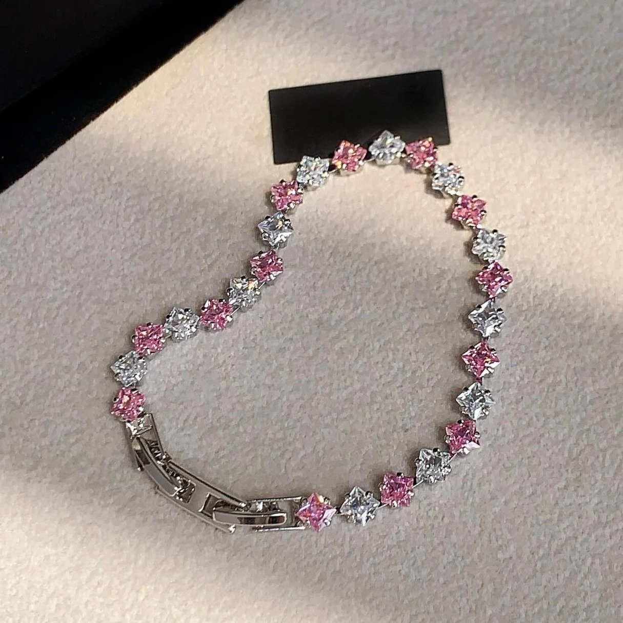 

Zircon Women's Bracelet Luxury Fashion Flash Bracelets for Women