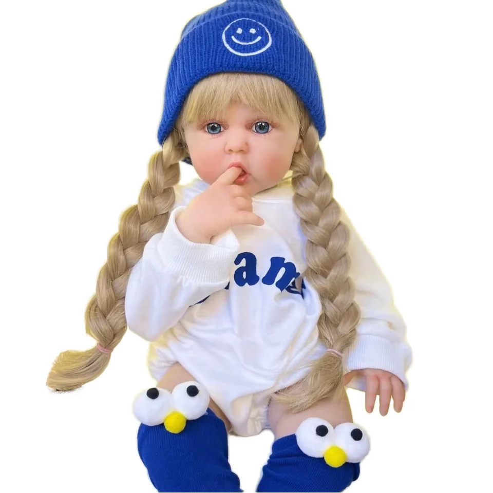 Poupées de bébé réaliste de 60 cm, peintes à la main, avec de longs cheveux élégants, qui ressemblent à de vraies petites filles.
