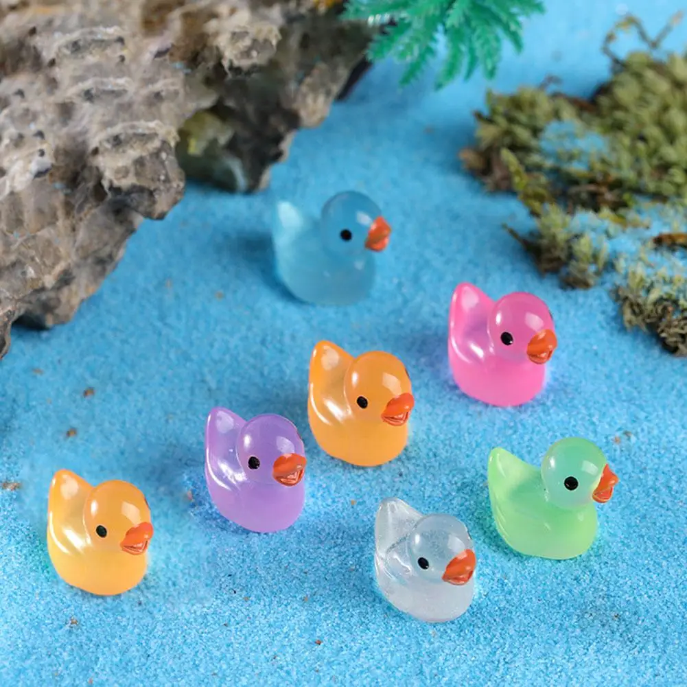 50pcs colorful Duck Ornament Miniature Figures Tiny Duck Resin Handicraft Micro Landscape Decoration Luminous Duckling Decor