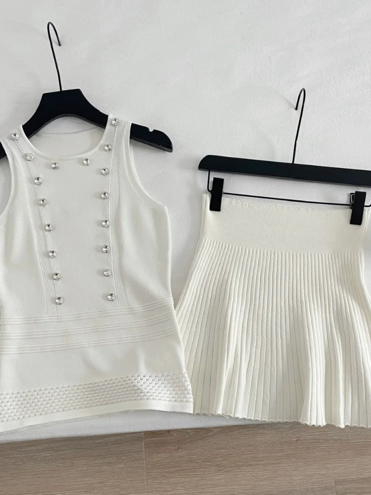 Vest Chic Stylish Modern Classic With Round Neckline Plus Front Button Placket For Slimming Figure And Retro Casual Style Top