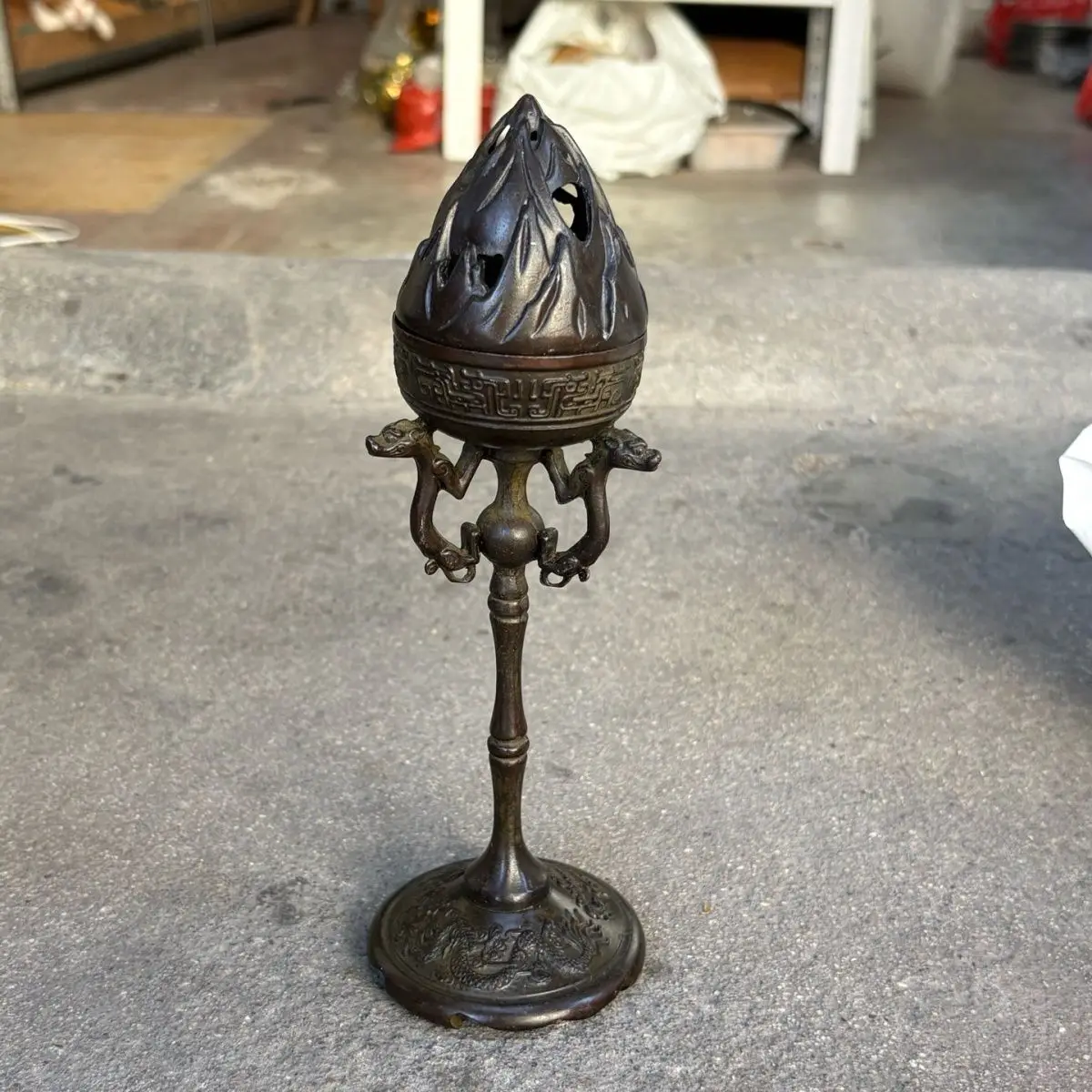 Vintage Alloy Incense Burner Stick Holder Hollow Out Mini  Boshan Sandalwood Censer Incense Burner Home Decoration Gifts