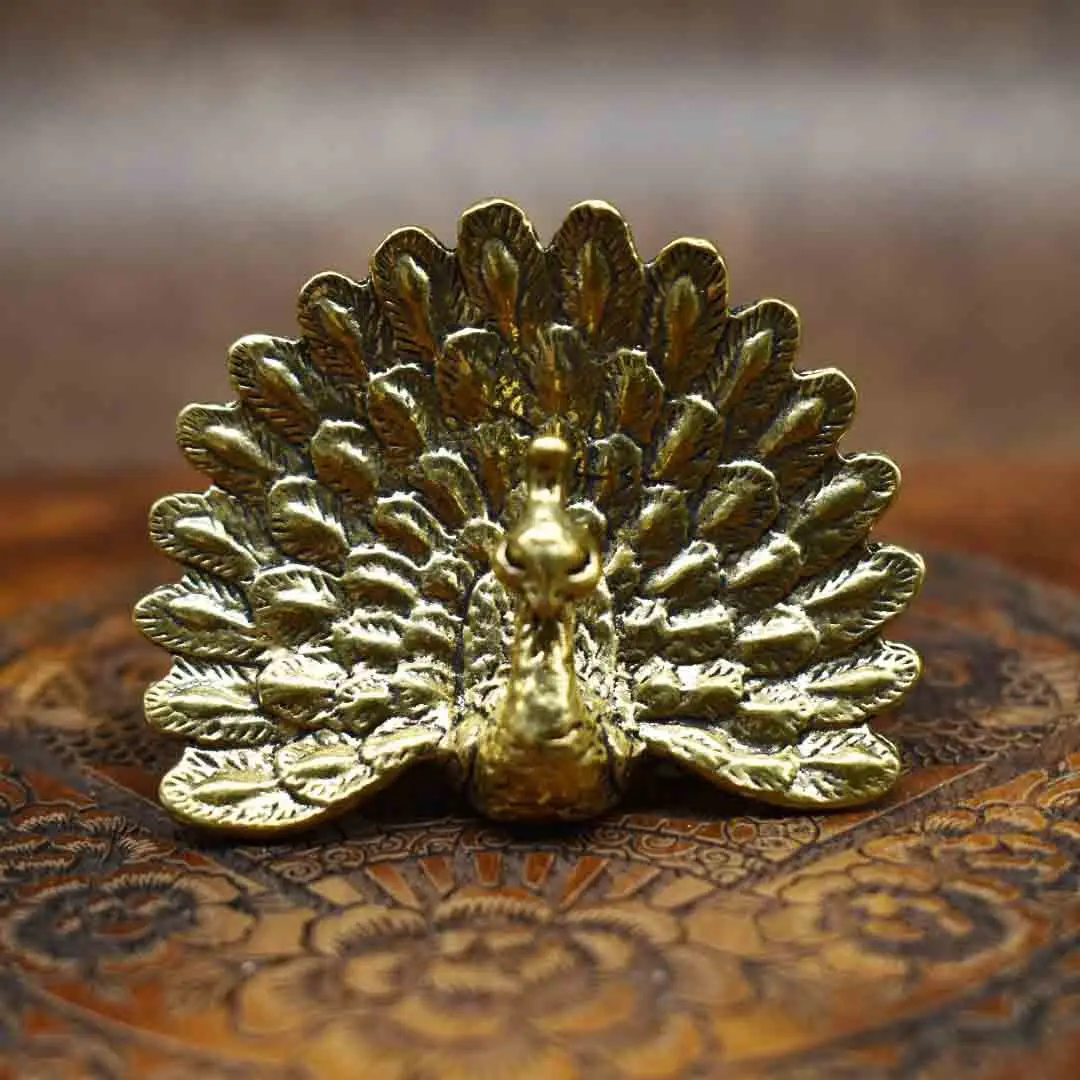 1 piece of brass peacock desktop office ornaments peacock open tail copper carving crafts cultural toys tea pet