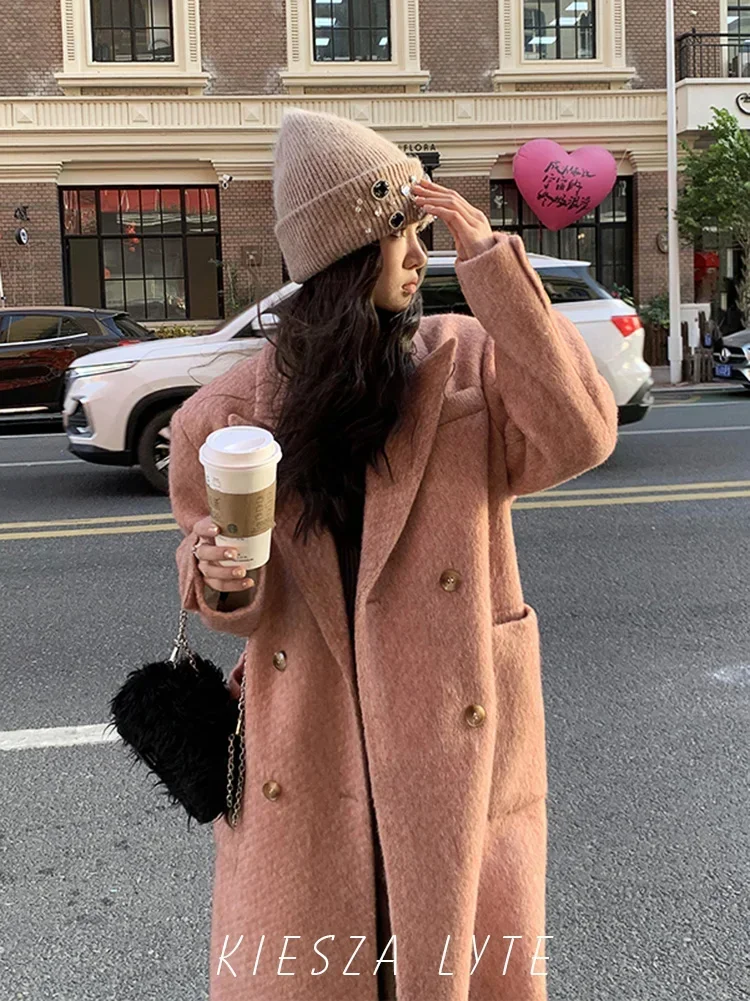 

Fashion entry lux 2024 New Winter Pink Warmth Mid Length Wool Coat for Women's Vintage Loose Thicken Woolen Coats Overcoat