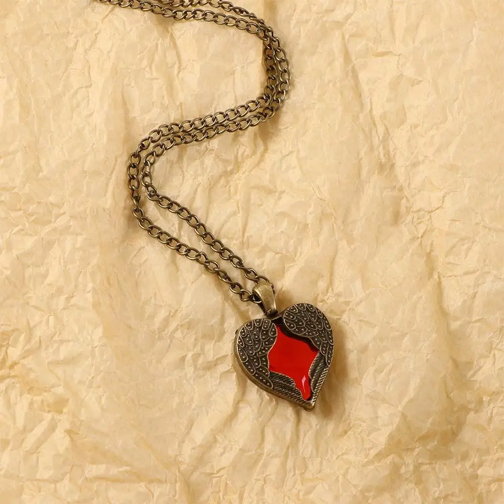 Hollow Women Angel Wing Love Girls Red Crystal Necklace Pendant Jewelry Peach Heart