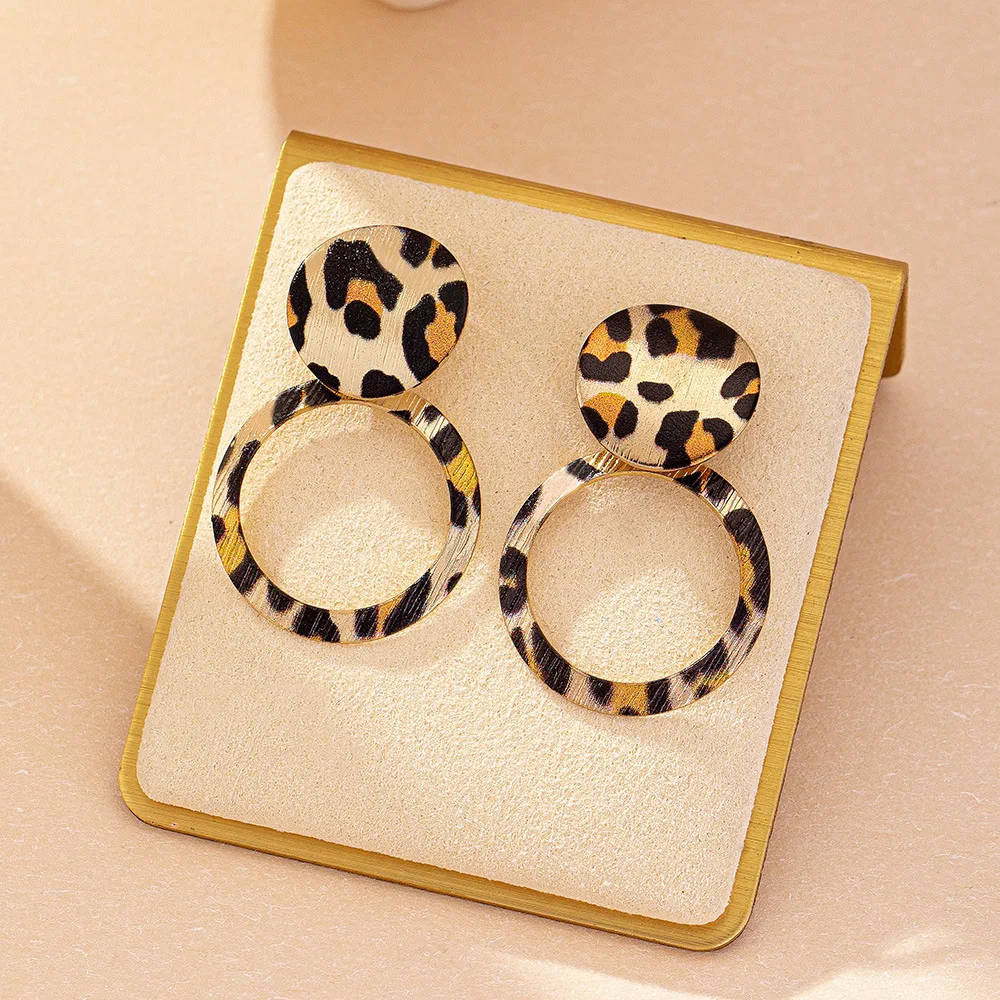 Stud Earrings For Women Exaggerated Leopard Print Circle Geometric Ear Accessories Holiday Gift Party Fashion Jewelry DE093