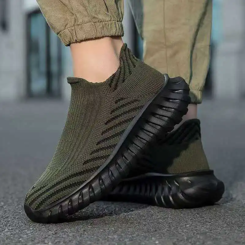 2026 Fashionable thick-soled socks and shoes for men comfortable breathable lightweight versatile and deodorizing running shoes