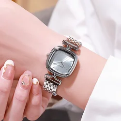 Luxury 2024 New Ladies Simple Small Square Quartz Watch Fashion Women Stainless Steel Silver Strap Business Clock Wristwatch