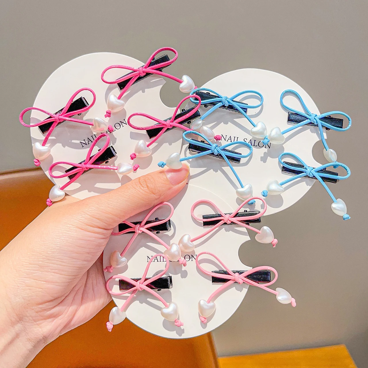 

4Pcs Heart-shaped Pearls Hair Clips Children Hair Accessories Sweet Bow Bangs Clip Girls Barrettes Kids Hairpins Baby Headwear
