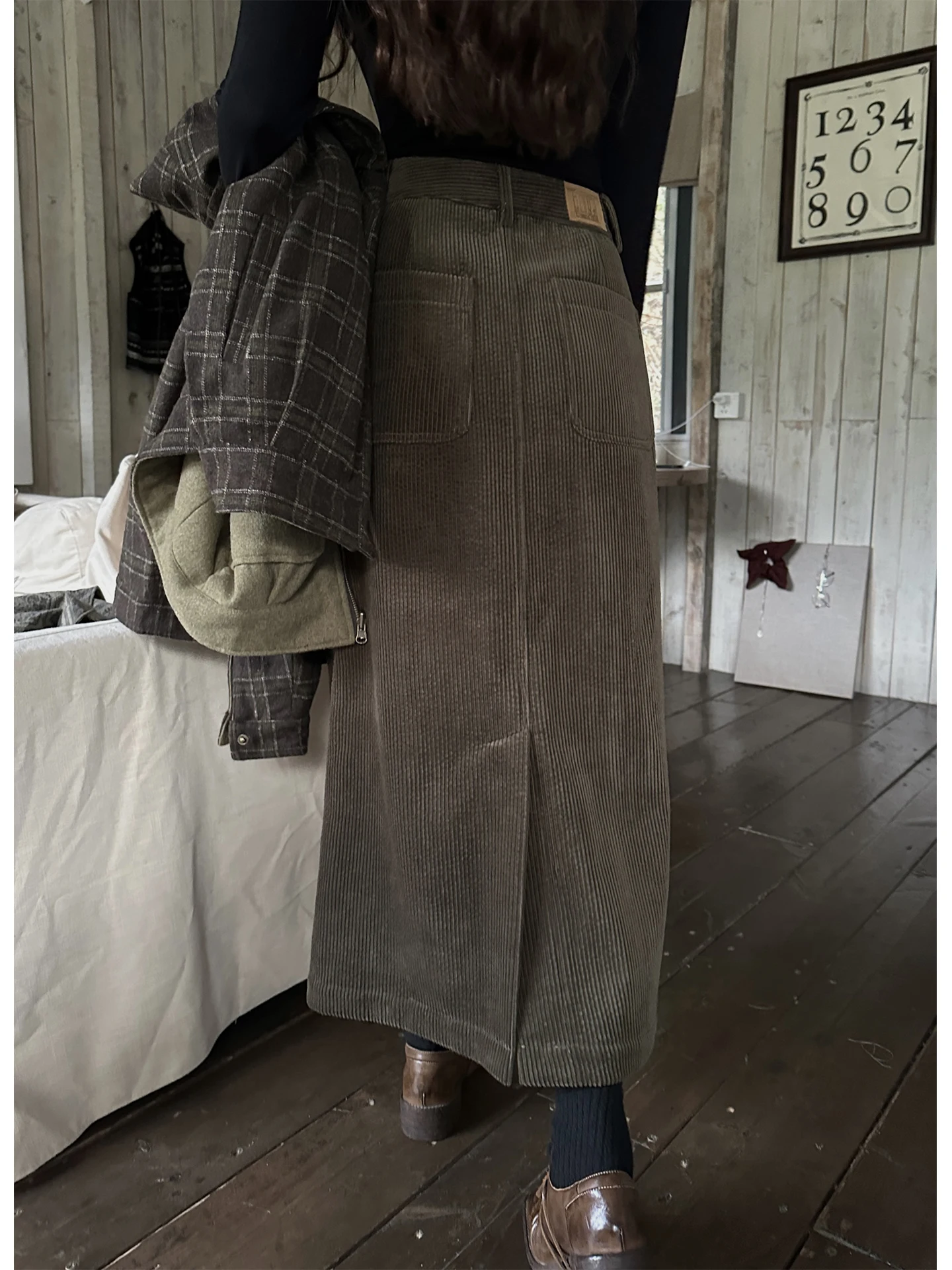 

JMWOMEN High Waist Corduroy Skirt Women's Winter Thiened Loose A-Line Long Skirt Casual Sle with Ba Split