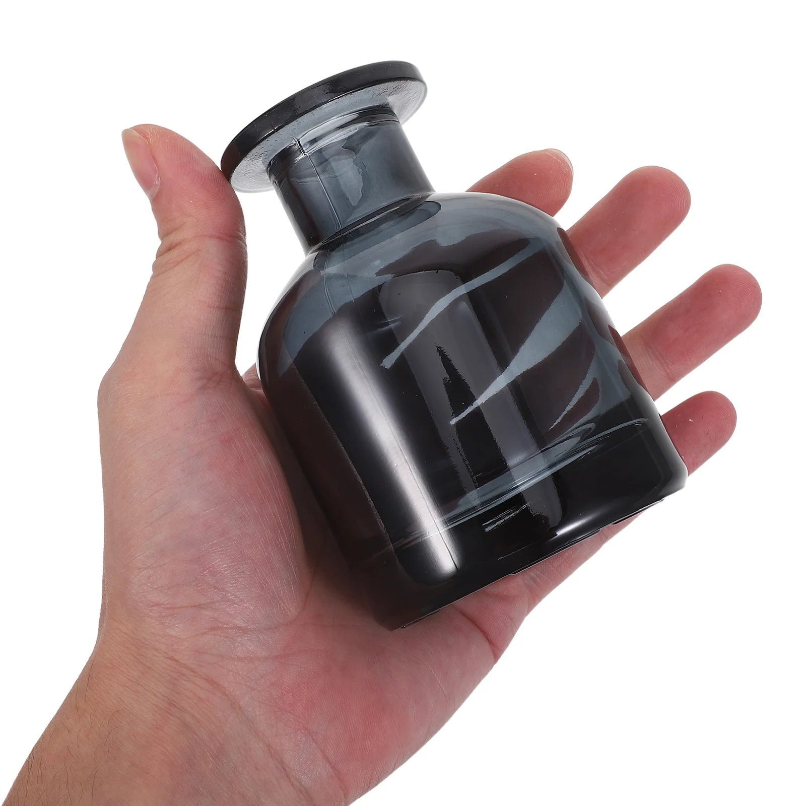 

Essential Oil Diffuser Bottle Beautiful Design for Home Office Or Car Aromatherapy Use and Relaxing Atmosphere