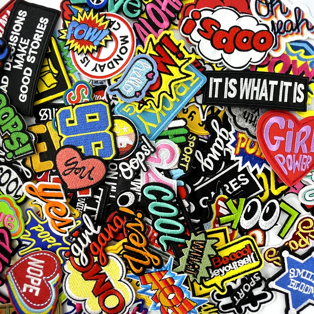 100Pcs/Lot Random Mixed OOPS POW HELLO Patches Embroidered Applique Clothes Accessories Apparel Supplies Decoration Cloth Patch