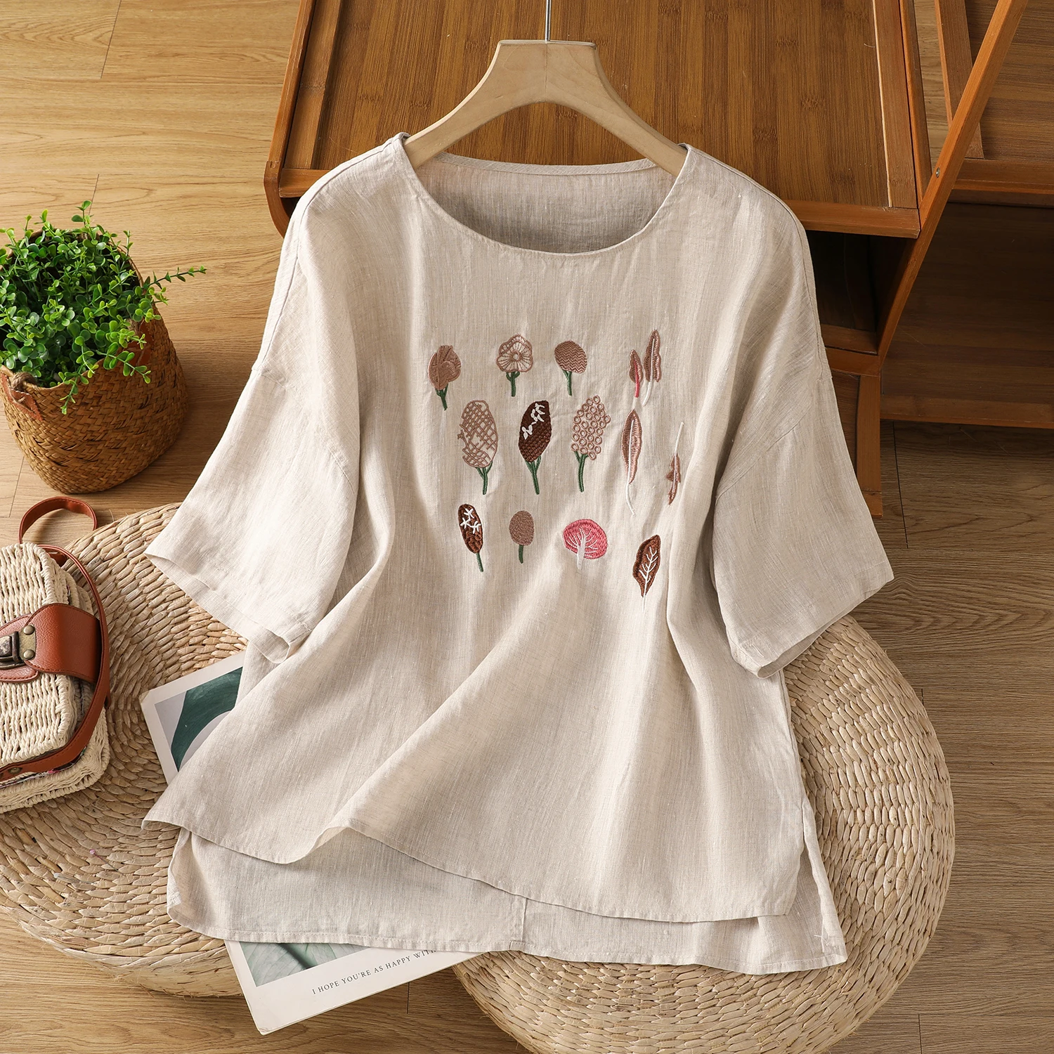 

2025 Summer Cotton Linen Short Sleeve T-shirt Women's New Embroidery Top Loose Tees