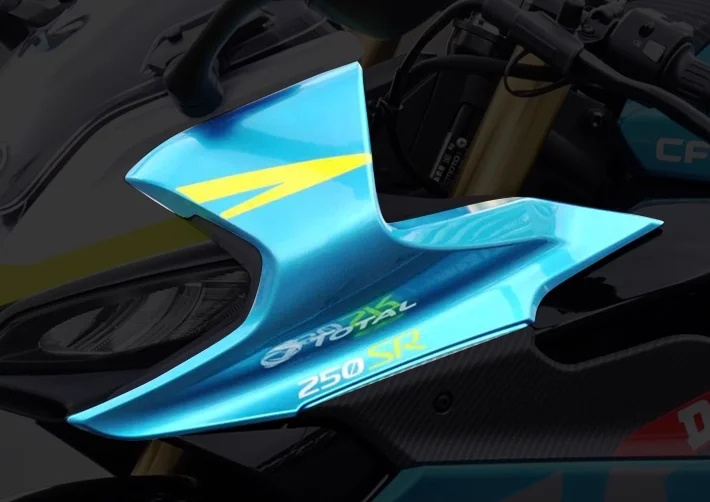 ฝาครอบไฟหน้าซ้ายหรือฝาครอบไฟหน้าขวาเหมาะกับ CF250SR CF LITE